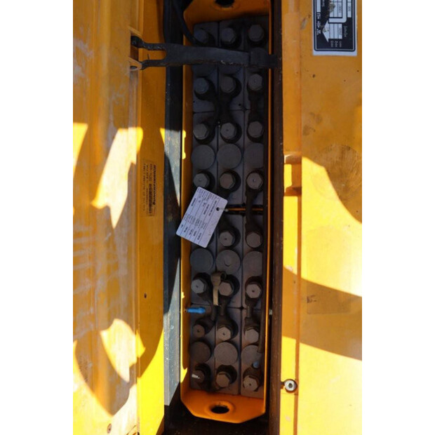 2009 جنجهينريتش EJC 110-39668971