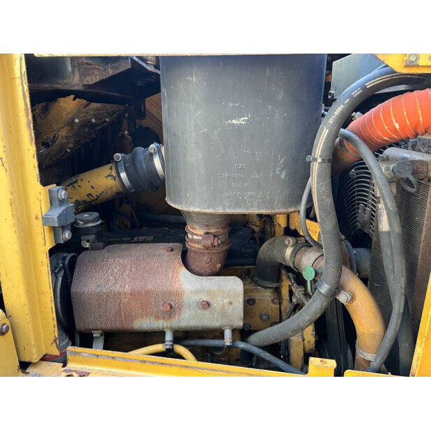 2010 Caterpillar D6T LGP-39685361