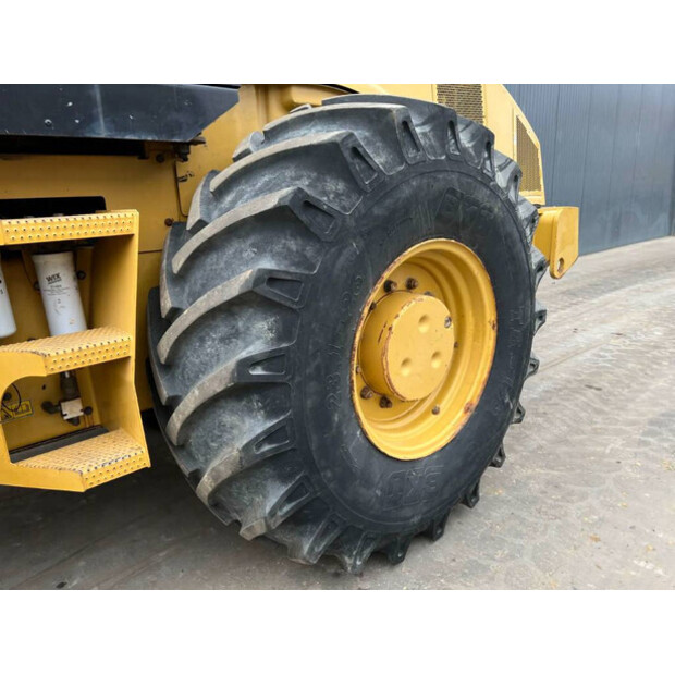 2011 كاتربيلر CP74-39688169