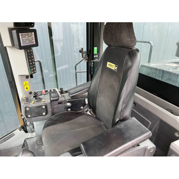 2015 Caterpillar 980M-39690011