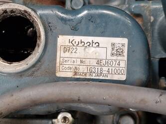 kubota-engine-industrial-d722-39699151
