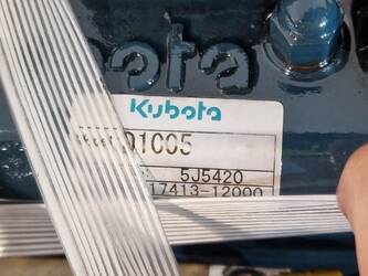 kubota-engine-industrial-d1005-1272535-39699302
