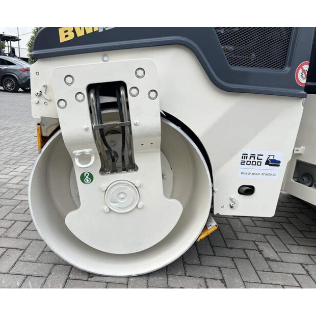2015 BOMAG BW 135 AD-5-39713825