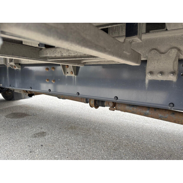 2017 Volvo FL250-39713915