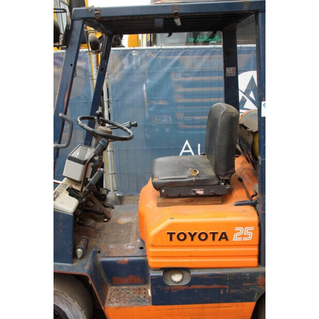 1991 Toyota 42-5FGF-25-39757263