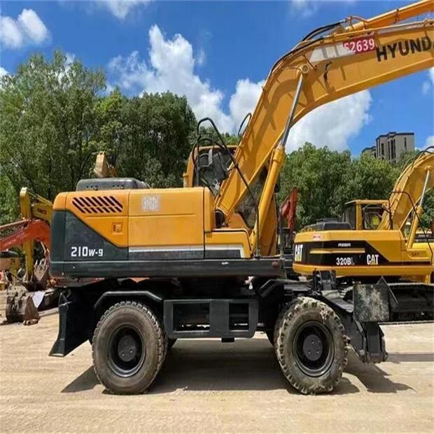 2019 هيونداي 210W-9-39759283