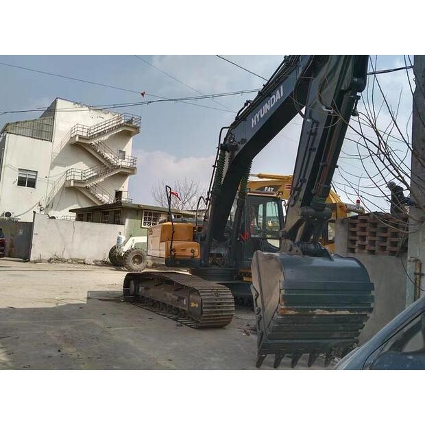 2020 هيونداي 220-9S-39759474