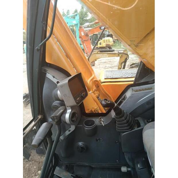 2021 Hyundai 305-9T-39759478
