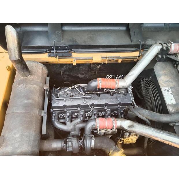 2021 Hyundai 305-9T-39759480