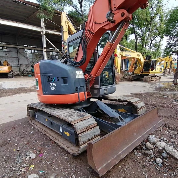 2019 Hitachi ZX75UR-39759506