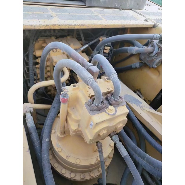 2016 Komatsu PC450LC-8-39759576