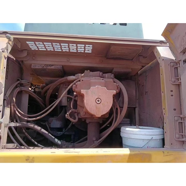 2018 Komatsu PC400-8-39759610