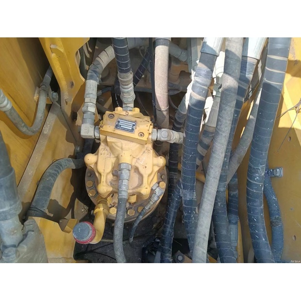 2020 Komatsu PC130-8-39759625