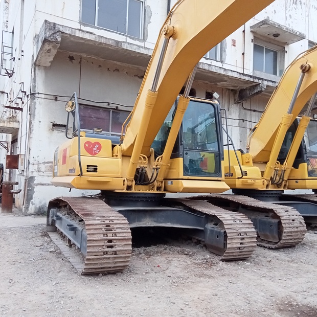 2019 Komatsu PC200-8-39759725