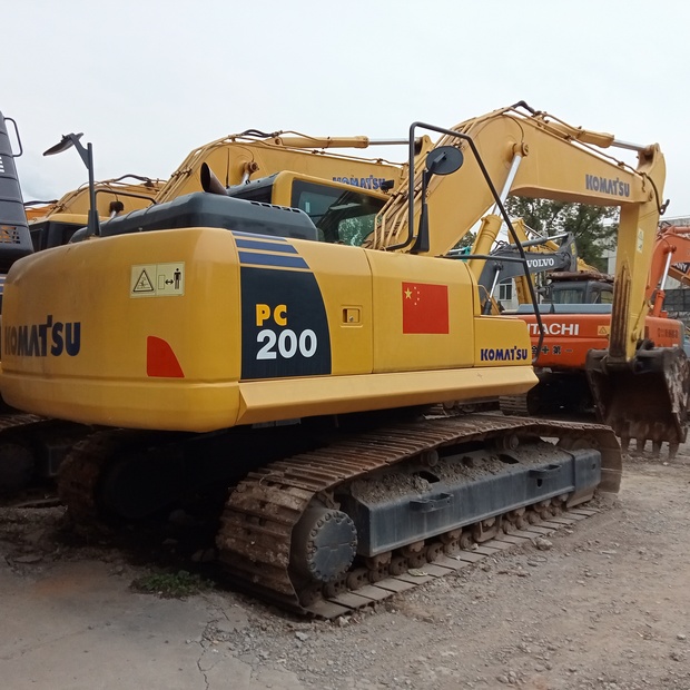 2019 Komatsu PC200-8-39759726
