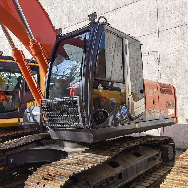 2020 Hitachi ZX200-39759759