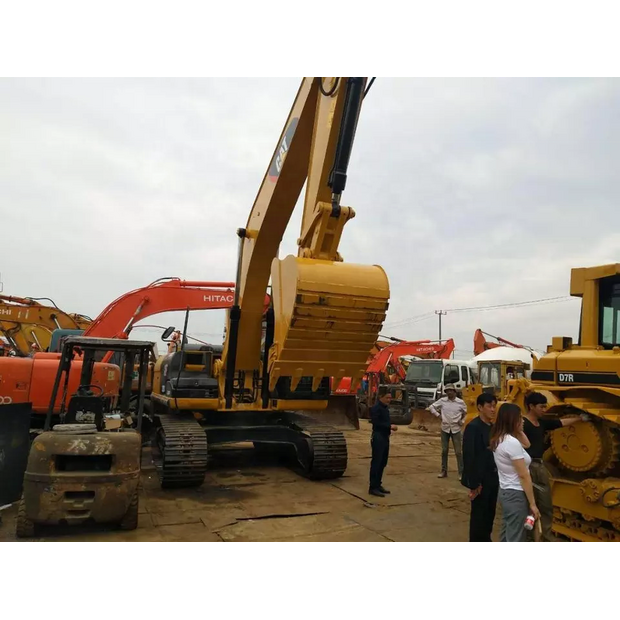 2018 كاتربيلر 320DL-39759827