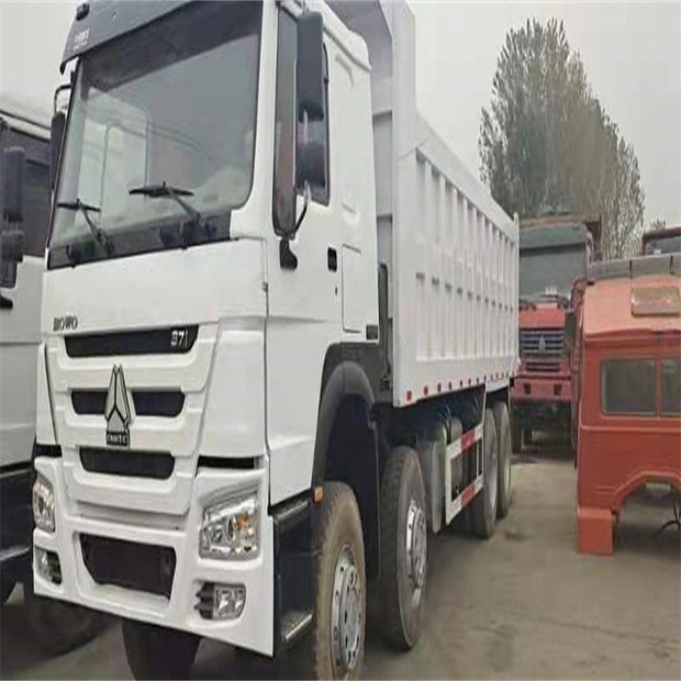2016 هوو 371-39759940