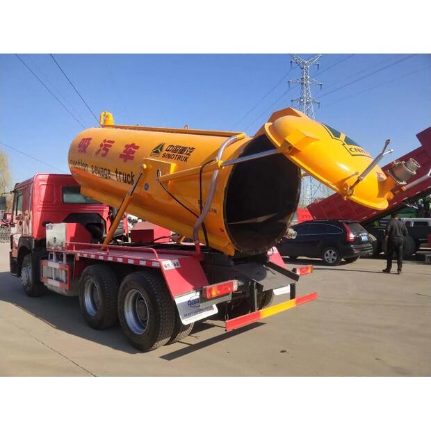 2016 هوو 371-39760033