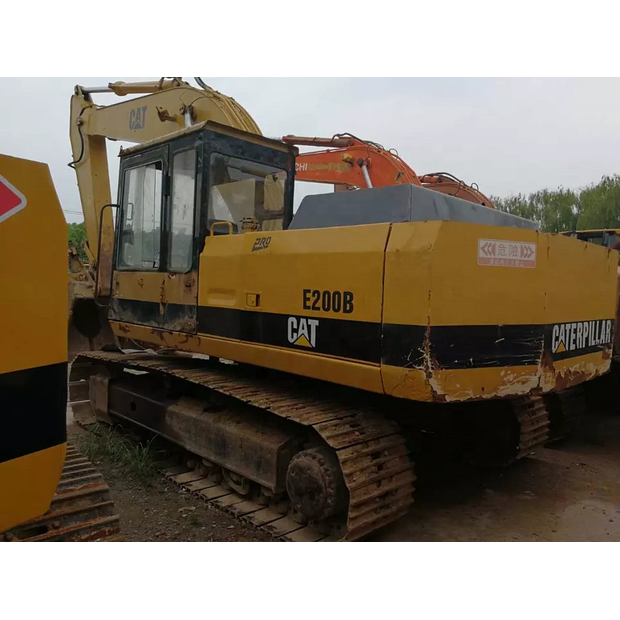 2006 كاتربيلر E200B-39760051