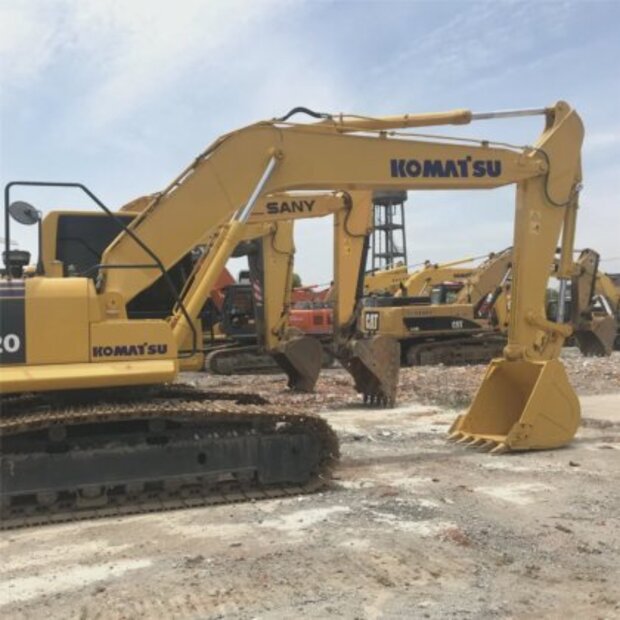 2016 Komatsu PC220LC-39760248