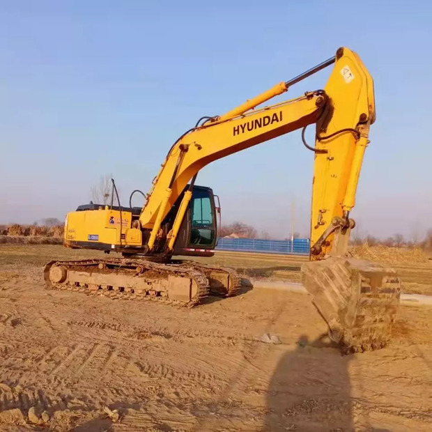 2016 هيونداي 265LC-7-39760276