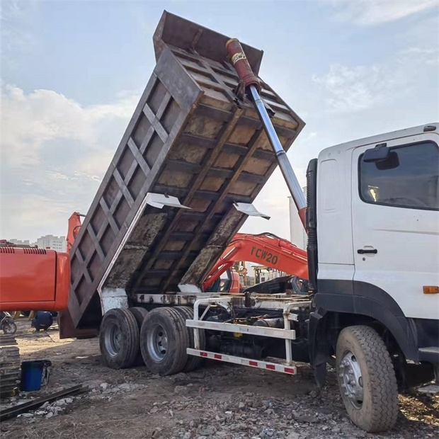 2021 Hino 371-39760474