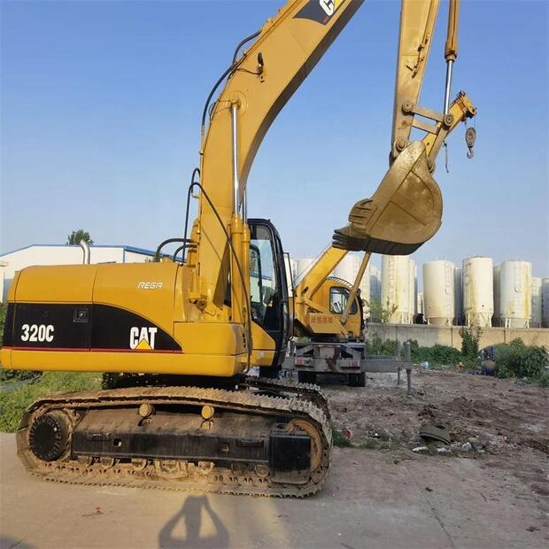 2017 Caterpillar 320C-39761035