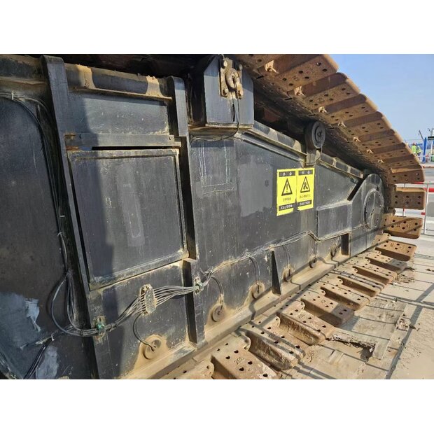 2006 ليبهير LR1650-39763325