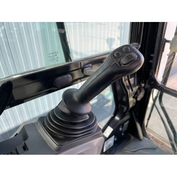2015 Caterpillar 352F-39779961