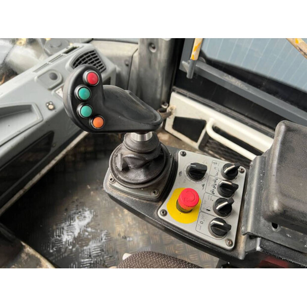 2015 BOMAG BW151AD-5-39781724