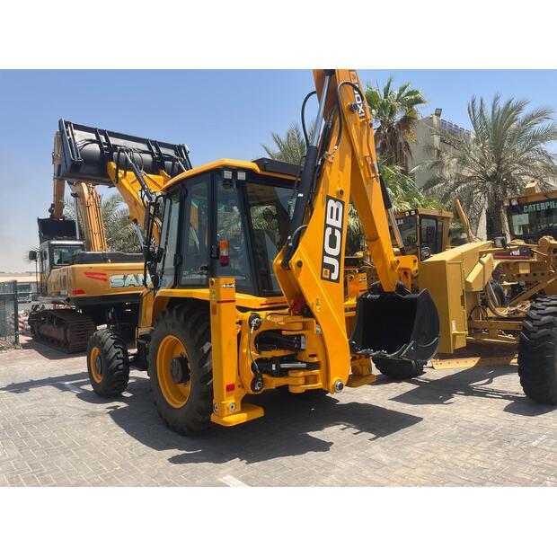 2024 JCB 3DX-39783765