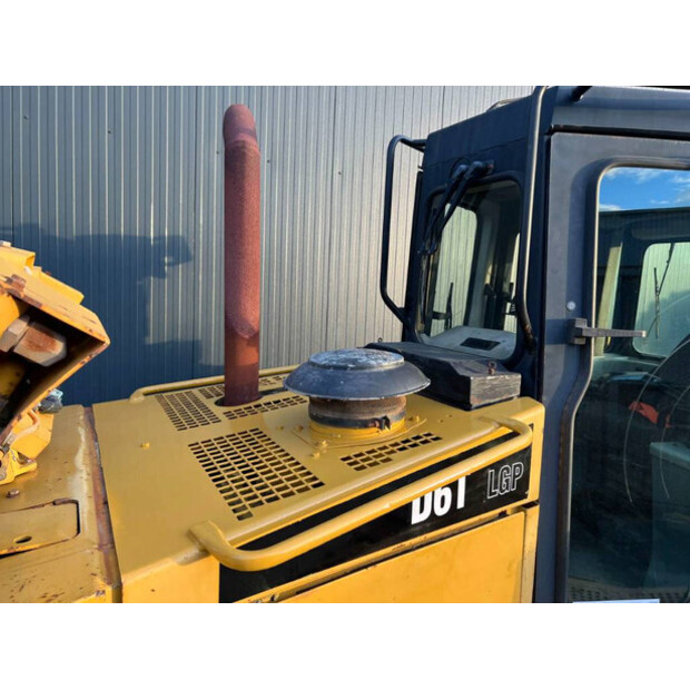 2010 كاتربيلر D6T LGP-39812041