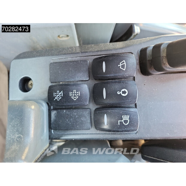 2017 Doosan DX190W-5-39813649