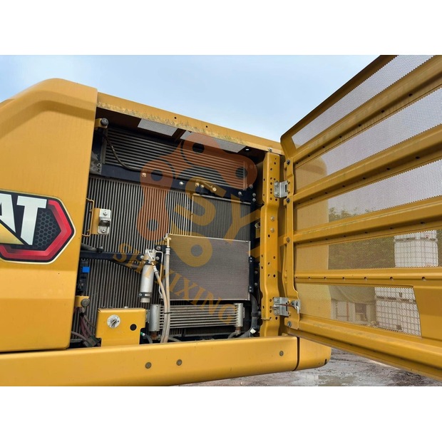 2022 Caterpillar 330-39871045