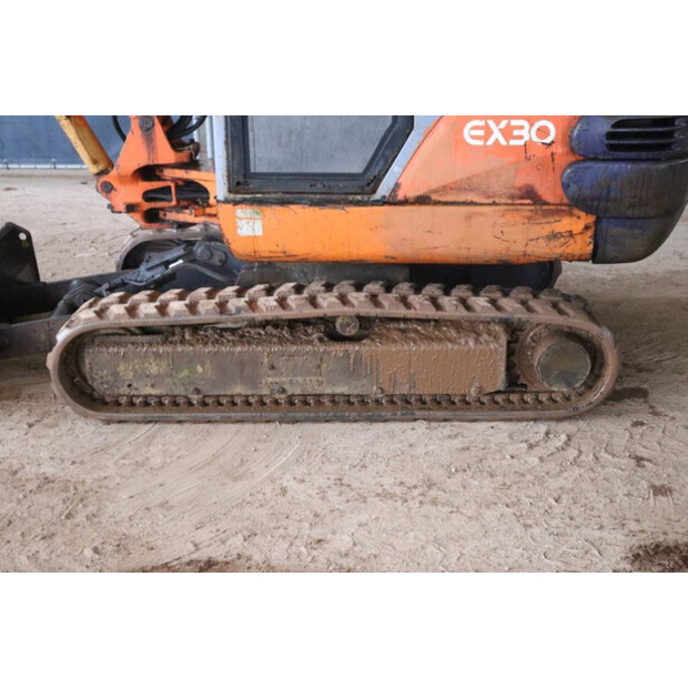 2001 Hitachi EX30-2-39872708