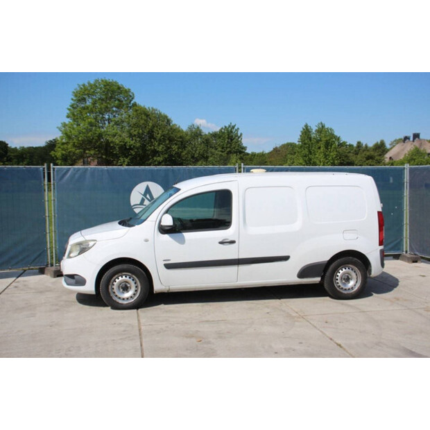 2013 Mercedes-Benz CITAN-39873890