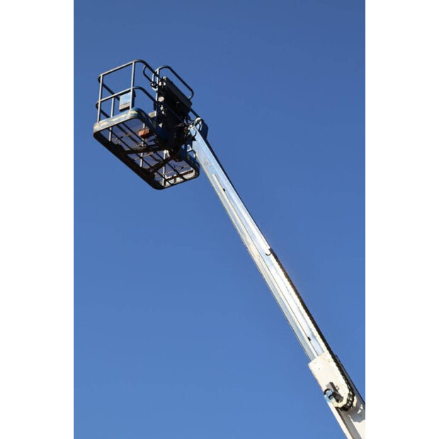 2012 JLG 400S-39874123