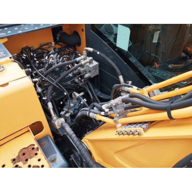 2014 Hyundai HW140-39876823