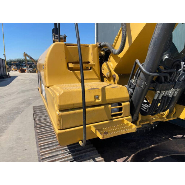 2010 Caterpillar 320DL-39880039