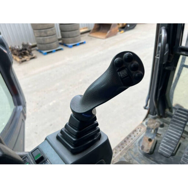 2014 Doosan DX210W-39883359