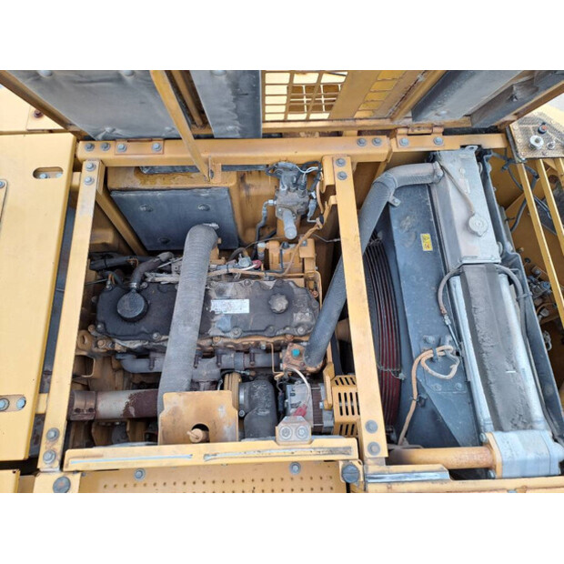 2011 كاتربيلر 328DLCR-39902902