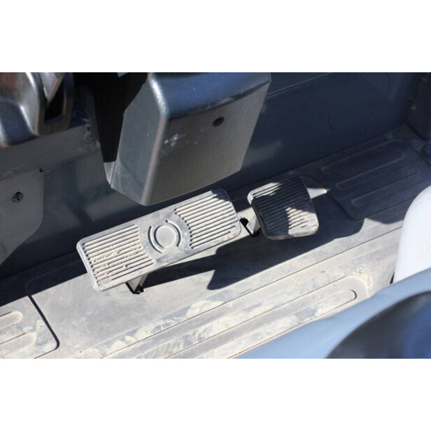Toyota Tonero 15-39905419