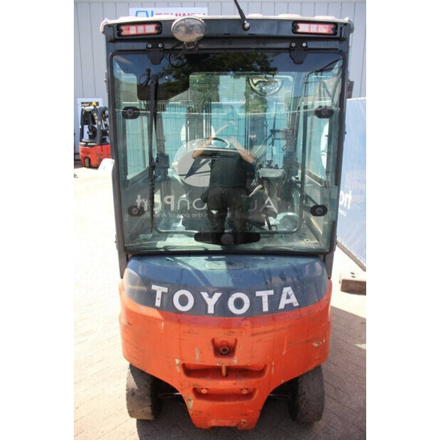 2016 Toyota 8FBMKT25-39906622
