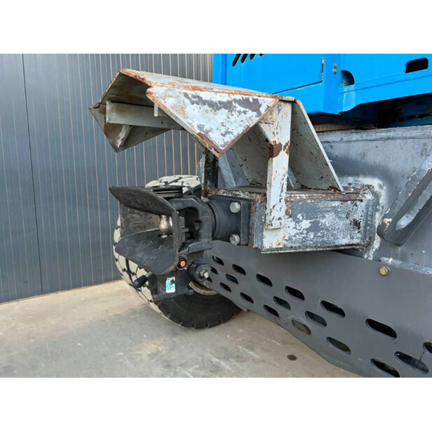 2012 FUCHS MHL454-39950066