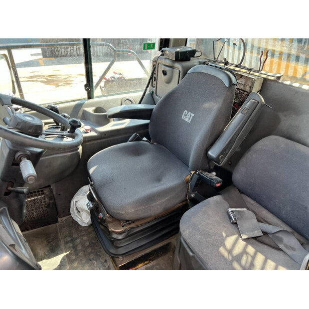 2005 كاتربيلر 740-39950216