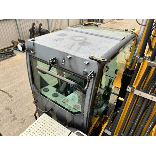2015 Caterpillar M318F-39950679
