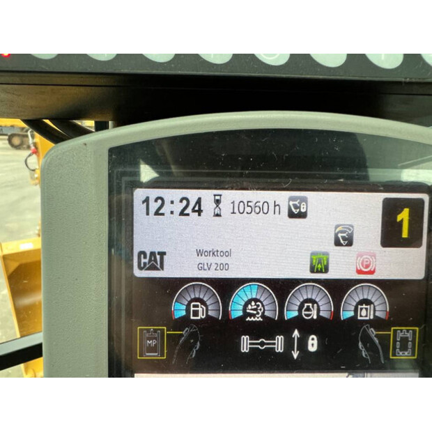 2015 Caterpillar M318F-39950689