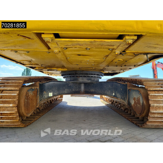 2019 كوماتسو HB215LC-3-39985708