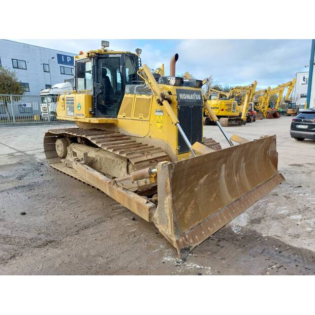 2018 Komatsu D65PX-18-39995613